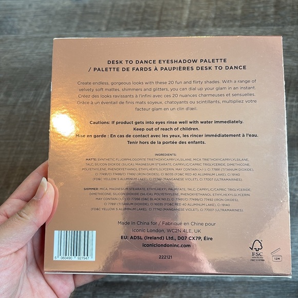 ICONIC London Desk to Dance Eyeshadow Palette NEW - Picture 3 of 6